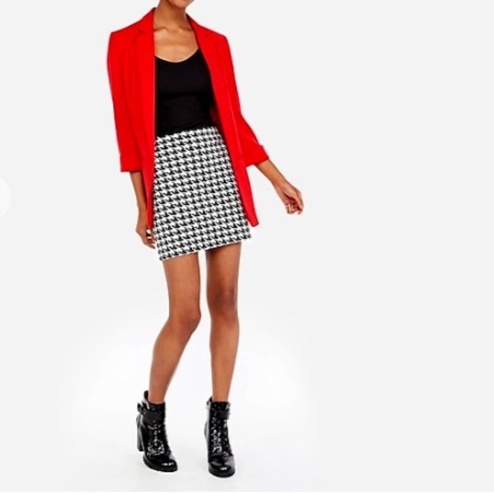 Express High Waisted Houndstooth Mini Skirt